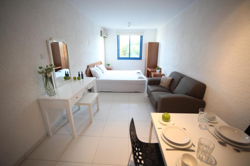 Aphentrika Apartments Protaras Zimmer foto